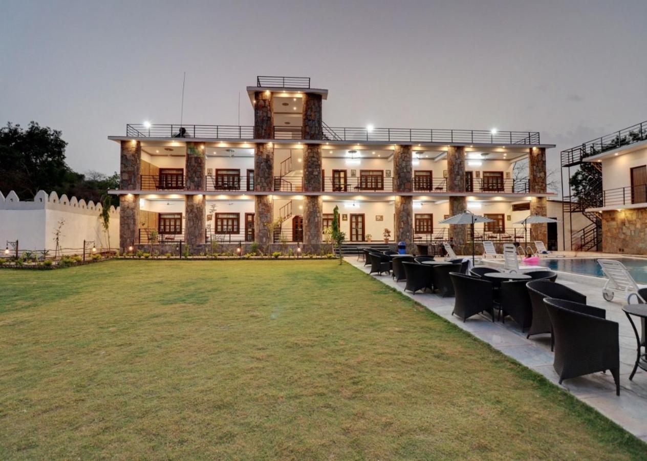 Keshav Resort Udaipur Exterior foto
